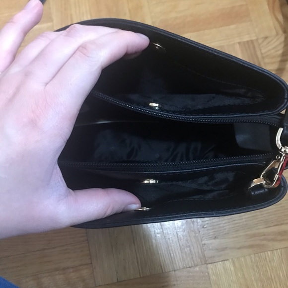 BNWT Michael kors side purse - Picture 4 of 8